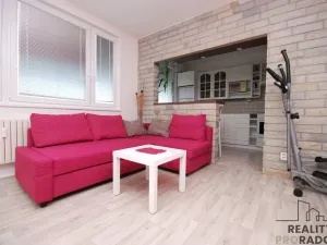 Pronájem bytu 2+kk, Břeclav, Na Valtické, 46 m2