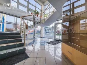 Prodej výrobních prostor, Plzeň, Teslova, 1085 m2