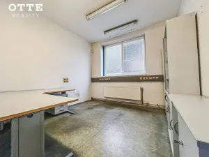 Prodej výrobních prostor, Plzeň, Teslova, 1085 m2