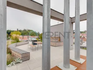 Pronájem bytu 1+kk, Praha - Smíchov, Plzeňská, 31 m2