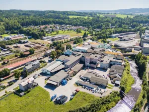 Pronájem výrobních prostor, Hostinné, 6000 m2