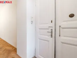 Prodej bytu 2+kk, Praha - Smíchov, Kováků, 38 m2