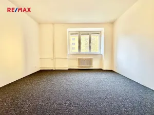 Pronájem bytu 2+1, Pardubice, Čs. armády, 60 m2