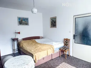 Prodej bytu 1+1, Hejnice, Sídliště, 36 m2