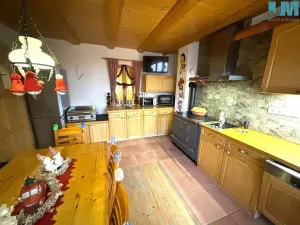 Prodej rodinného domu, Hevlín, 250 m2