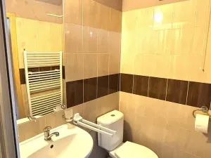 Prodej rodinného domu, Hevlín, 250 m2