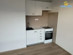 Pronájem bytu 2+kk, Kralupy nad Vltavou, Nádražní, 40 m2