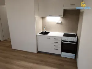 Pronájem bytu 2+kk, Kralupy nad Vltavou, Nádražní, 40 m2