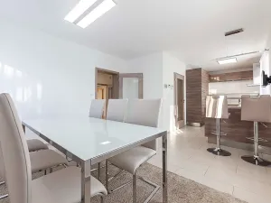 Pronájem rodinného domu, Nymburk, Vagónka, 166 m2