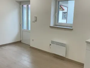 Pronájem komerční nemovitosti, Hořátev, 22 m2