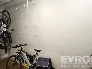 Prodej bytu 1+kk, Pardubice - Ohrazenice, Trnovská, 34 m2