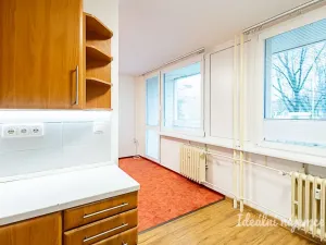 Pronájem bytu 3+1, Praha - Prosek, Litoměřická, 54 m2