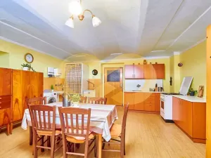 Prodej rodinného domu, Jilem, 320 m2