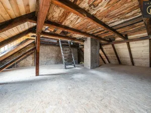 Prodej ubytování, Jáchymov, náměstí Republiky, 220 m2