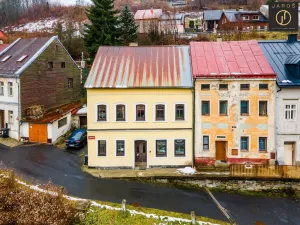 Prodej ubytování, Jáchymov, náměstí Republiky, 249 m2