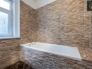 Prodej rodinného domu, Jáchymov, náměstí Republiky, 249 m2