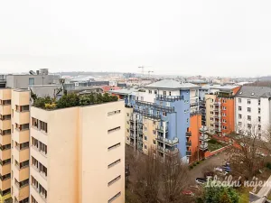 Pronájem bytu 2+kk, Praha, Podnádražní, 55 m2