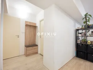 Pronájem bytu 2+kk, Brno, Hostislavova, 43 m2