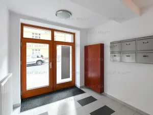 Pronájem bytu 3+kk, Praha - Břevnov, Za Strahovem, 56 m2