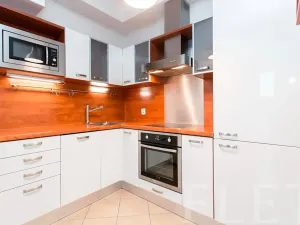 Pronájem bytu 2+kk, Praha - Stodůlky, Raichlova, 39 m2