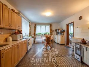 Prodej rodinného domu, Bozkov, 244 m2