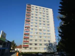 Pronájem bytu 3+1, Neratovice, 28. října, 70 m2