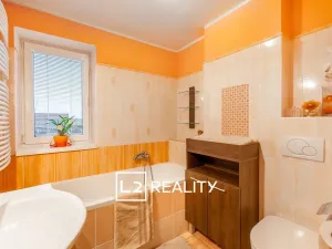 Prodej rodinného domu, Jenštejn, Zlatnická, 125 m2