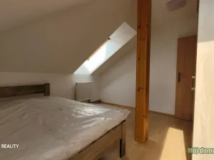 Pronájem bytu 3+kk, Praha - Kunratice, Odboje, 65 m2