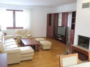 Prodej rodinného domu, Luhačovice, Antonína Slavíčka, 250 m2