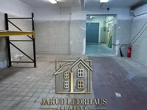 Pronájem skladu, Praha, Libušská, 1900 m2