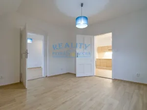 Pronájem bytu 2+1, Ústí nad Labem - Neštěmice, Železná, 62 m2