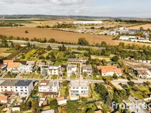 Prodej rodinného domu, Holubice, 179 m2