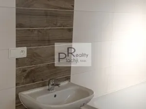 Prodej bytu 2+kk, Hevlín, 56 m2