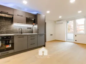 Prodej bytu 2+kk, Ústí nad Labem, Na Vlnovce, 52 m2