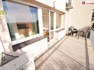 Pronájem bytu 1+kk, Praha - Smíchov, Nad Palatou, 27 m2