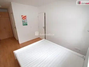 Pronájem bytu 2+kk, Praha - Smíchov, Nad Palatou, 30 m2