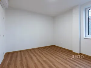 Pronájem bytu 2+kk, Staré Město, Hradišťská, 57 m2