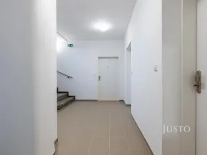 Pronájem bytu 2+kk, Staré Město, Hradišťská, 53 m2