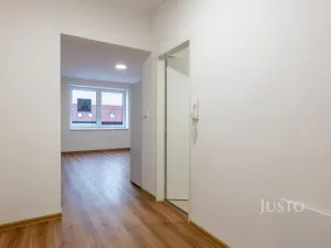 Pronájem bytu 1+kk, Staré Město, Hradišťská, 34 m2