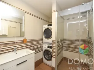 Prodej bytu 2+kk, Praha - Stodůlky, Bellušova, 64 m2