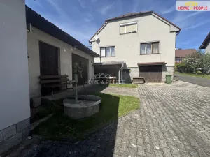 Prodej rodinného domu, Bělčice, Budovatelská, 330 m2