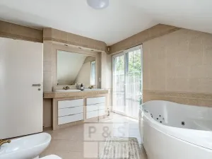 Prodej rodinného domu, Průhonice, Pod Valem II., 243 m2