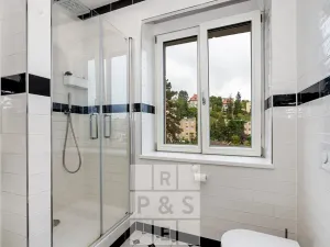 Prodej bytu 3+1, Praha - Smíchov, Nad Laurovou, 98 m2