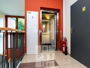 Pronájem bytu 3+kk, Praha - Smíchov, Na Císařce, 78 m2