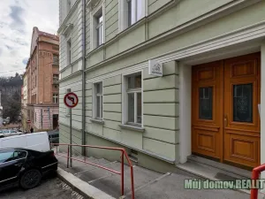 Pronájem obchodního prostoru, Praha - Smíchov, Na Čečeličce, 12 m2