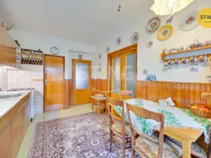 Prodej vícegeneračního domu, Uherské Hradiště - Jarošov, 140 m2