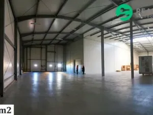 Pronájem skladu, Žebrák, 732 m2