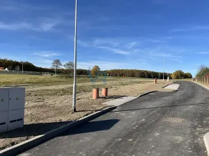 Prodej pozemku pro bydlení, Lipí, 903 m2