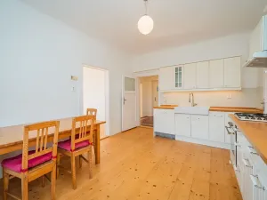 Pronájem vily, Praha - Modřany, Nečova, 200 m2