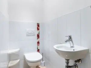 Pronájem bytu 2+kk, Praha, Plaská, 40 m2